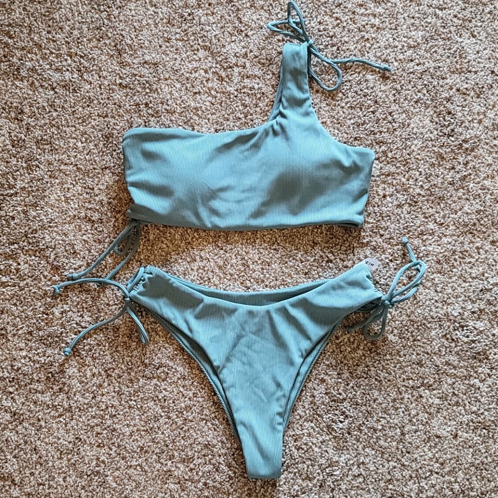 Women's bikini